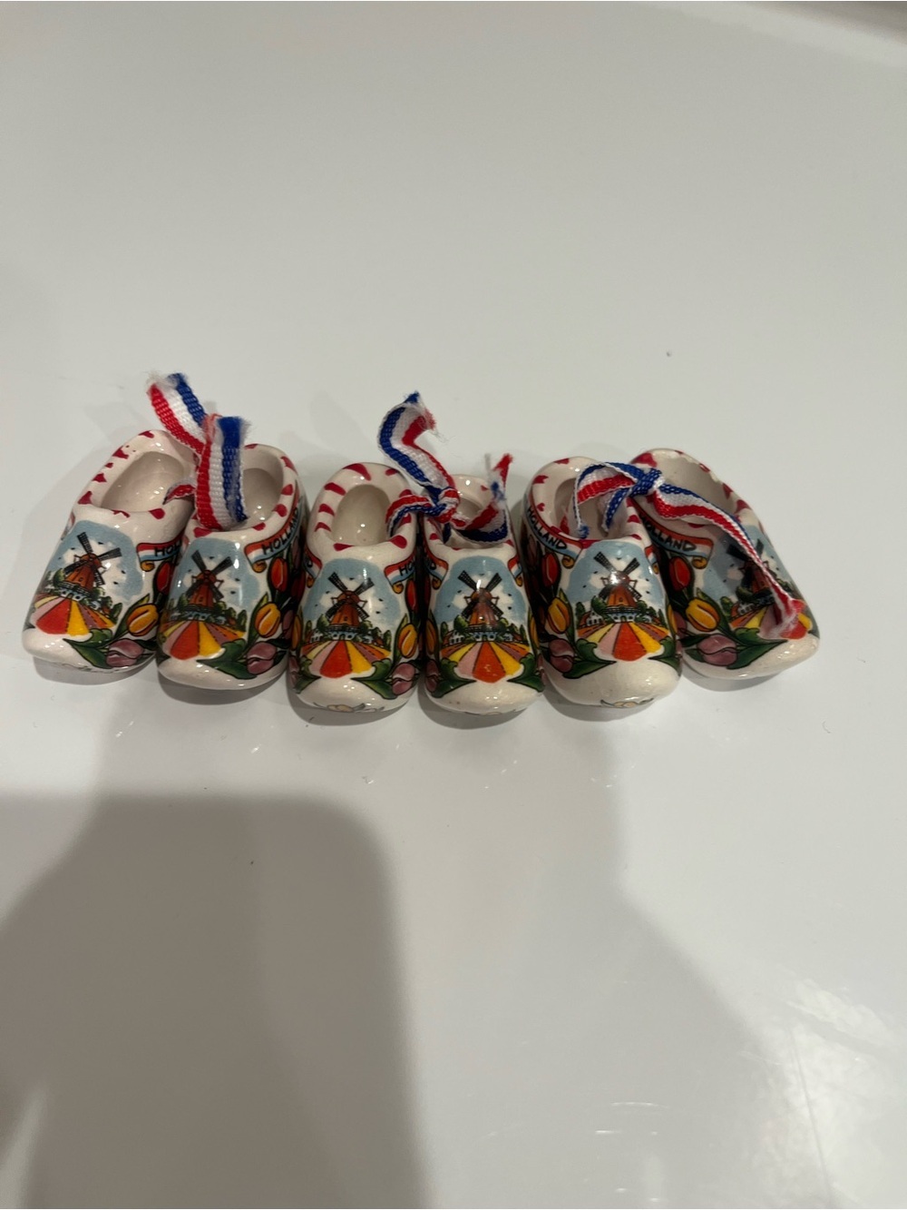 MINIATURE SOUVENIRS CLOGS